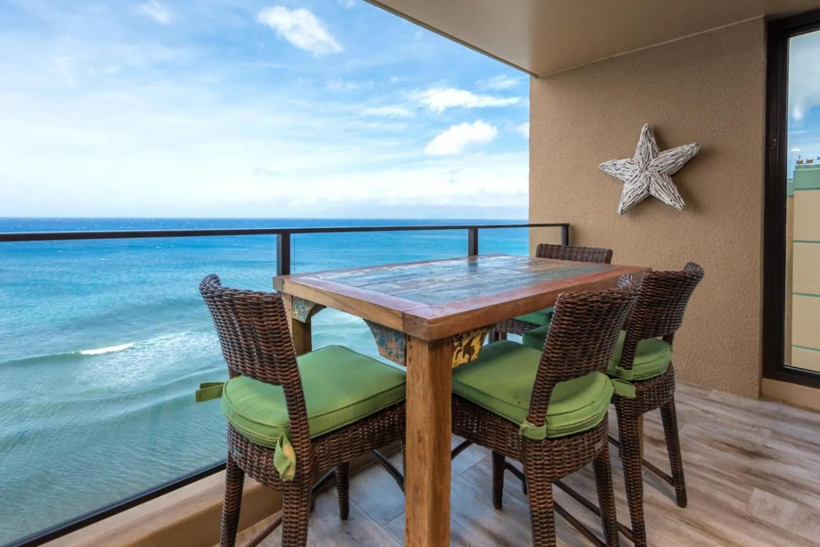 Kbm Resorts Free Car Mahana Mah-1211 Penthouse Ocean Front Watch Sunsets Kaanapali Apartment