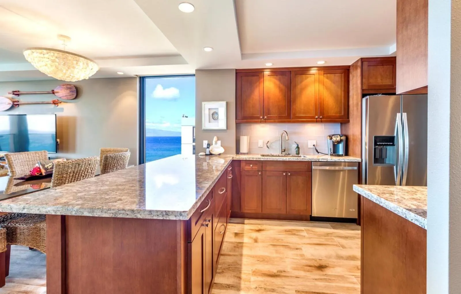 Kbm Resorts Free Car Mahana Mah-1211 Penthouse Ocean Front Watch Sunsets Kaanapali 0*,