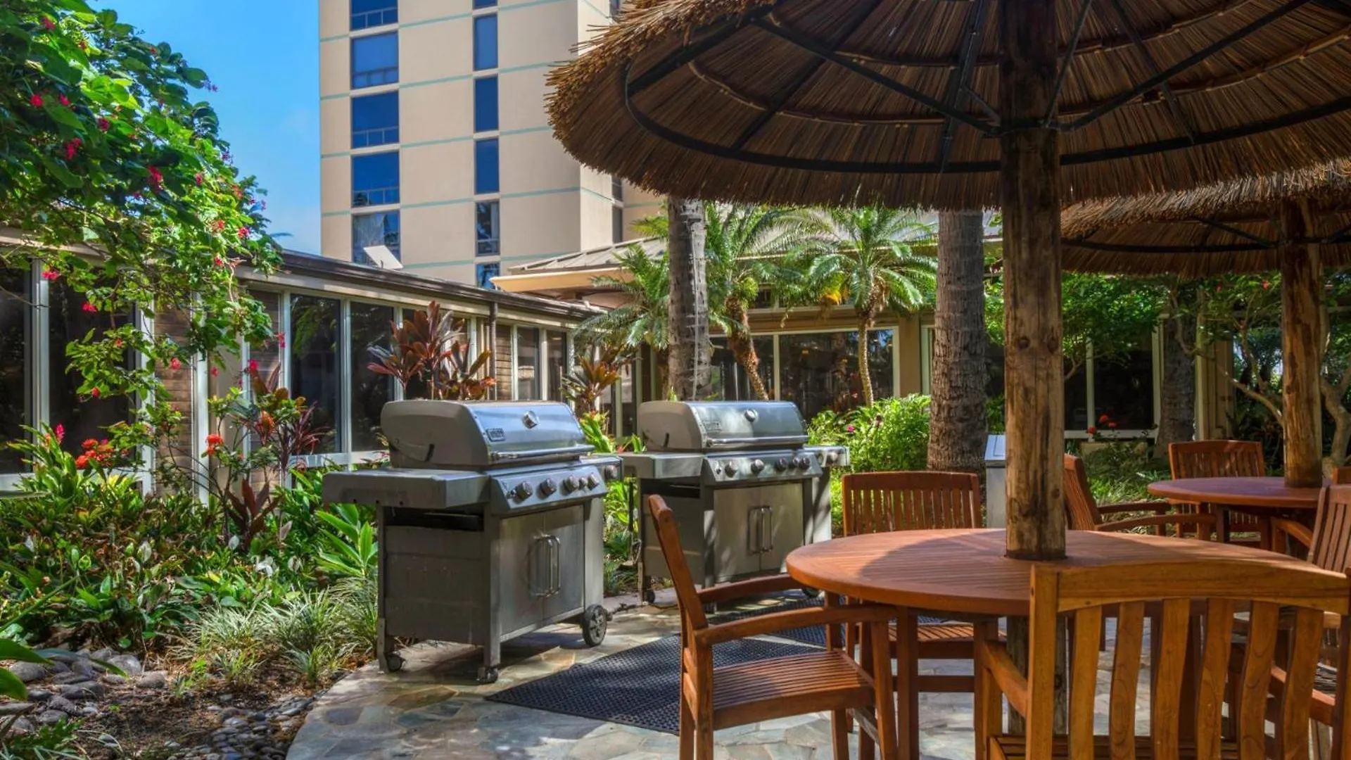 Kbm Resorts Free Car Mahana Mah-1211 Penthouse Ocean Front Watch Sunsets Kaanapali Apartment